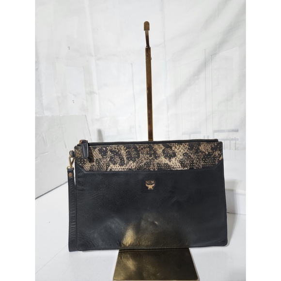 MCM Leather studded Wristlet/Clutch Black/Beige - Picture 11 of 16